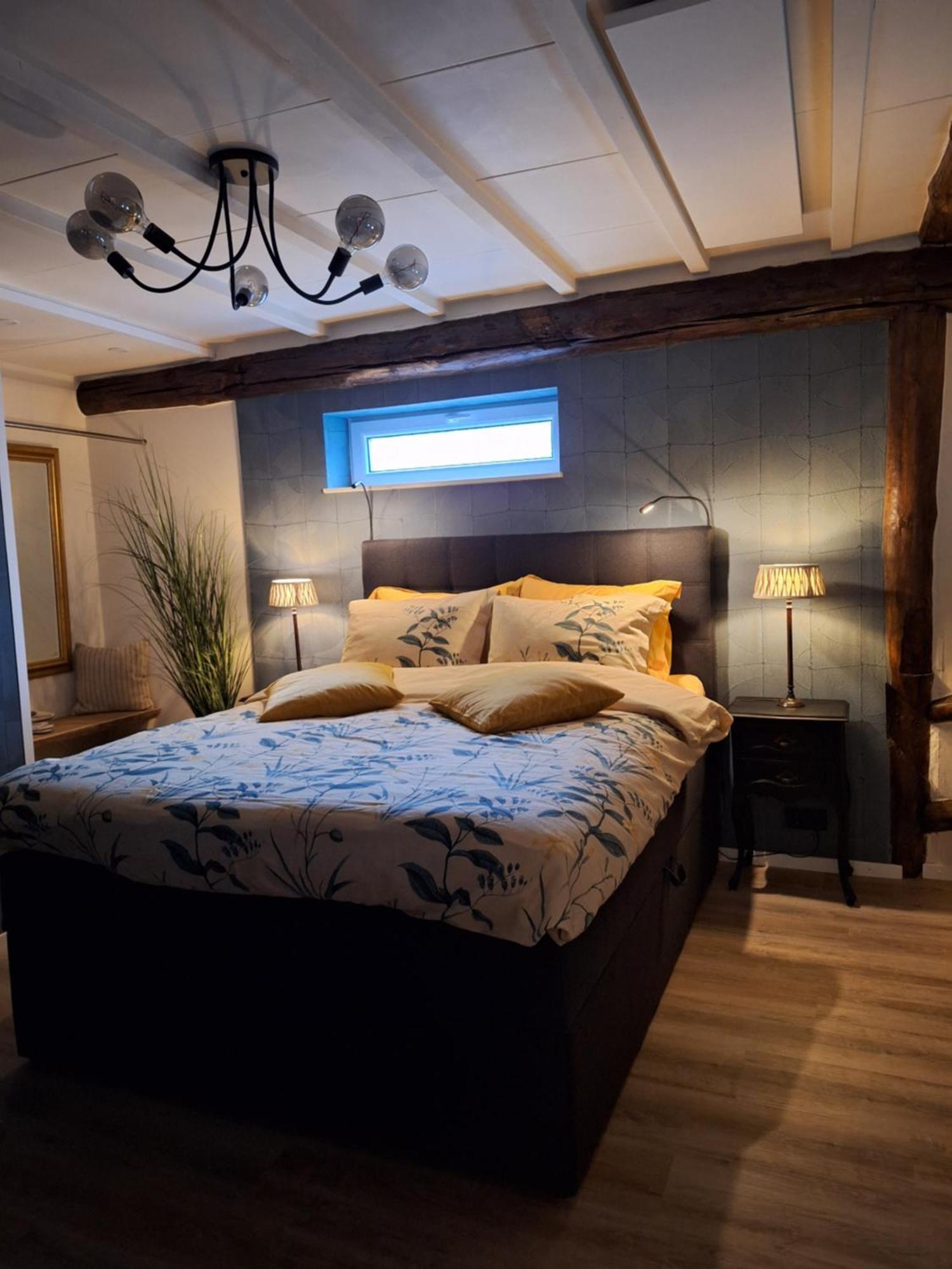 Loft De Hooizolder Met Sauna Bij Te Boeken Gees Экстерьер фото